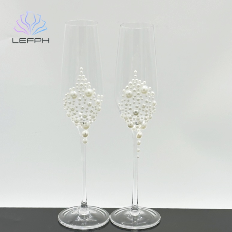 Wedding pearl champagne glasses