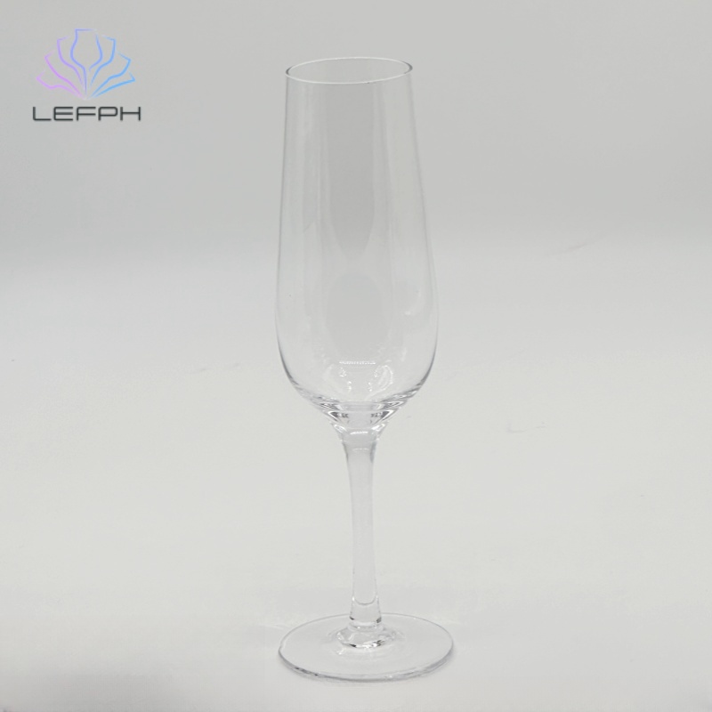 Clear lead-free champagne glass