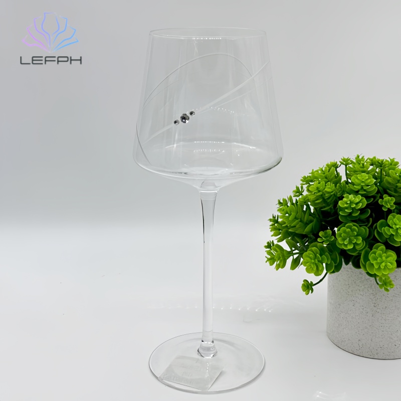 Heart shaped diamond wine glass