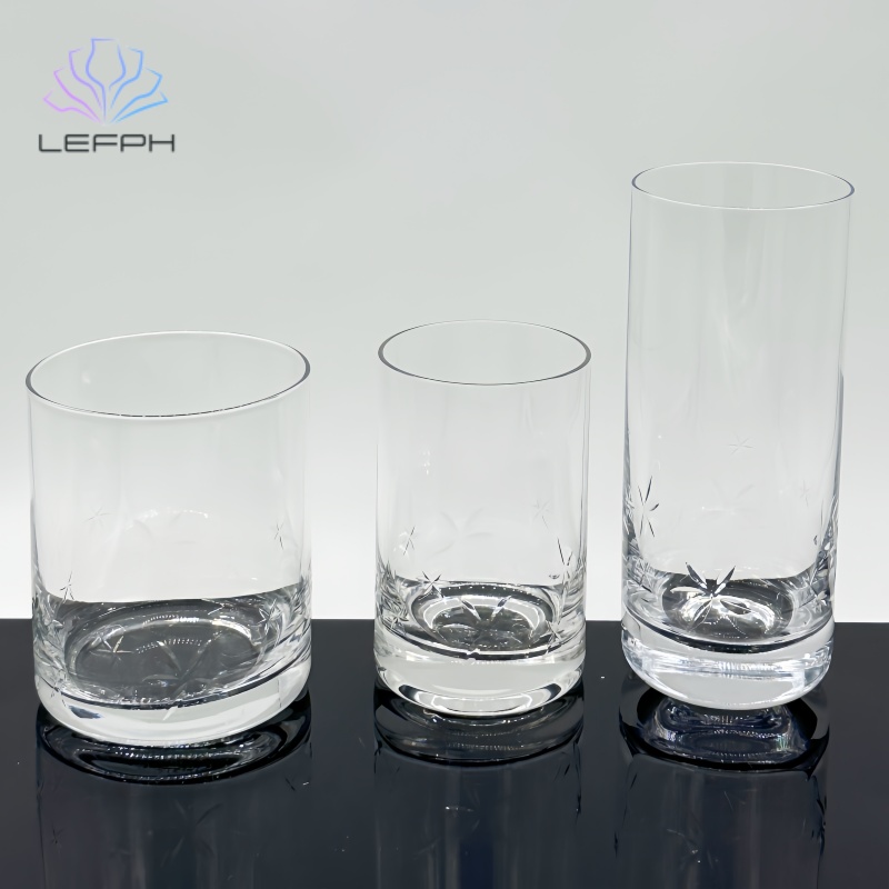 Star relief wine glass